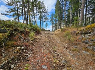 4940 Vinson Ln, Capital, BC V9Z1M9