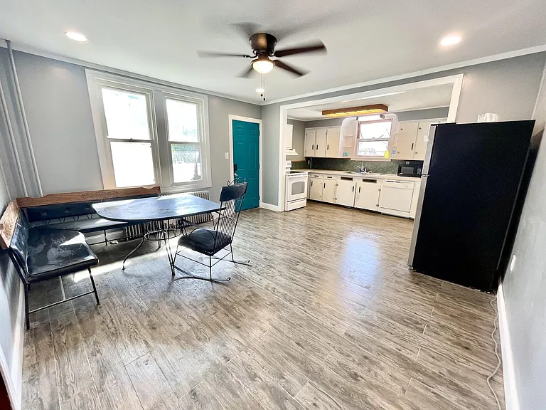 56 New St #56 — Photo 7
