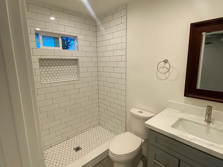 1237 W Chestnut Ave — Photo 6