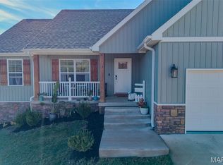 205 Majestic Dr, Waynesville, MO 65583