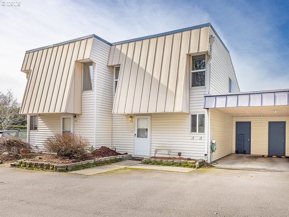 1st image of 732 SE Rene Ave