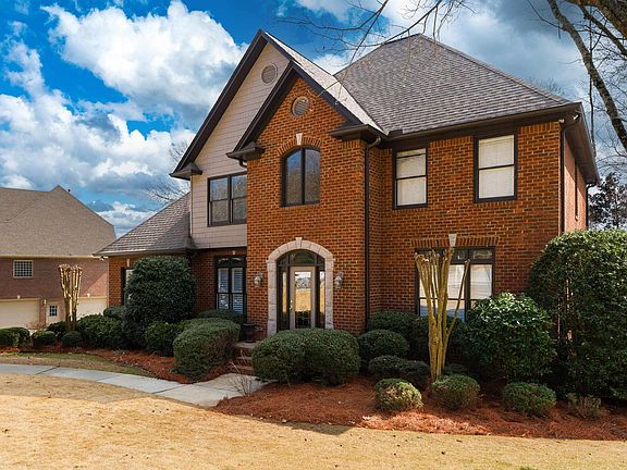 2nd image of 1517 Highland Lakes Trl