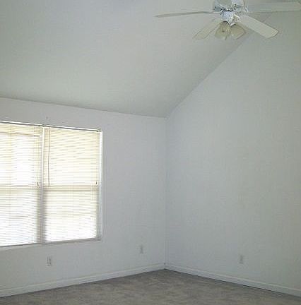 3rd image of 1320 Harley Ave
