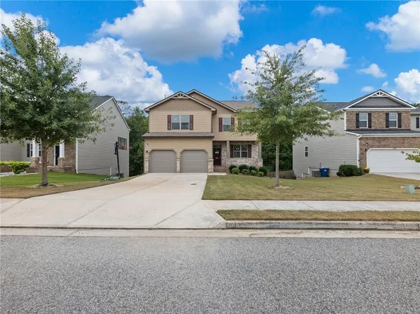 2105 Massey Ln, Winder, GA 30680