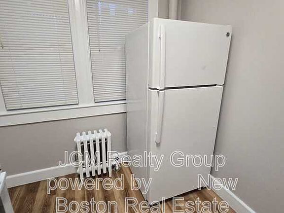 5th image of 26 Harwood St
