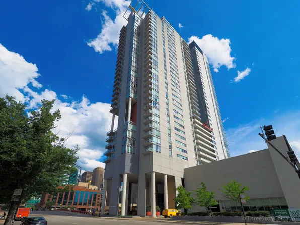 737 W Washington Blvd APT 810, Chicago, IL 60661
