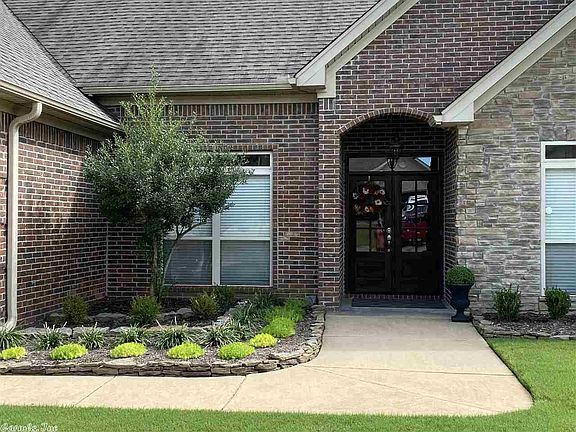 3rd image of 4090 Hermitage Dr