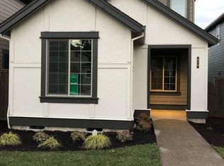 870 SE Bacarra St, Hillsboro, OR
