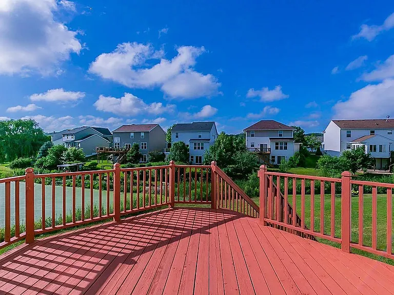 8413 Lobelia Ct — Photo 26