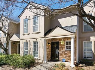 803 Masons Creek Cir, Sandy Springs, GA 30350