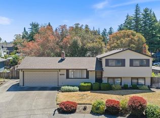 18765 Honeywood Ct, Beaverton, OR 97003