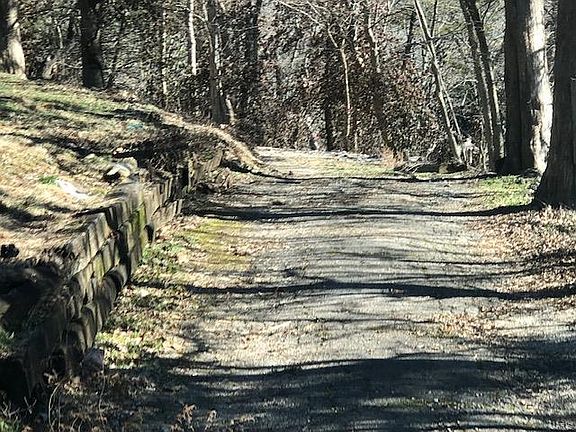 4th image of 2551 Old State Road M