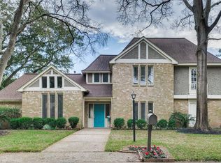 15823 Fleetwood Oaks Dr, Houston, TX 77079