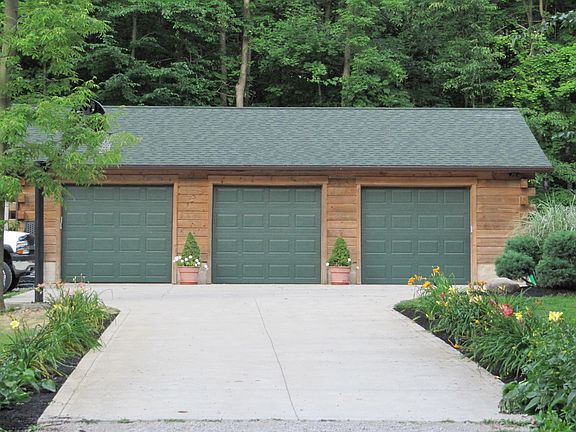 3 Car Garage 24x40 radiant heat work bay and 1/2 bath