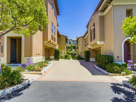 3rd image of 2700 Piantino Cir