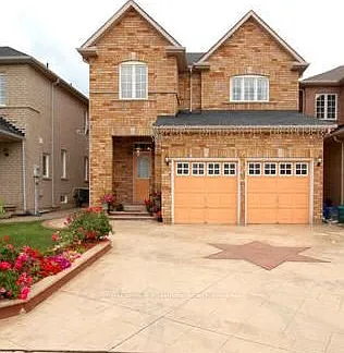 58 Sewells Ln #UPPER — Photo 1