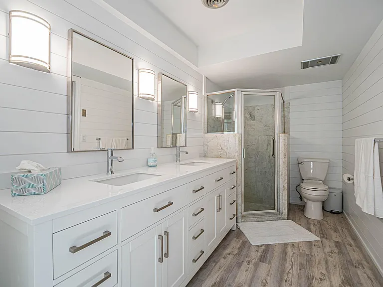 1425 Treasure Cove Ln — Photo 26