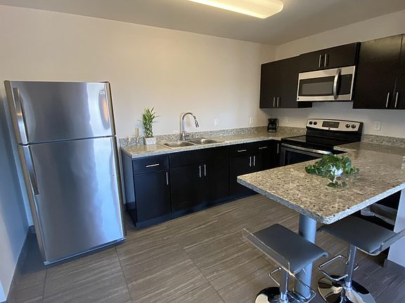 2nd image of 502 Shiloh Dr APT 303E