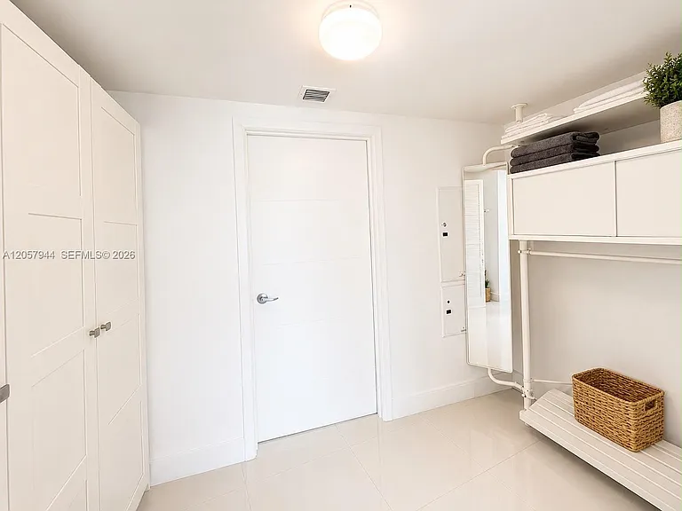 1750 N Bayshore Dr #3010 — Photo 19