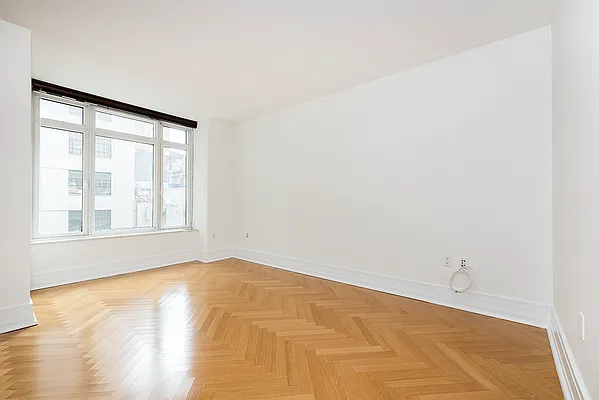 Rented by T&T Real Estate | media 8