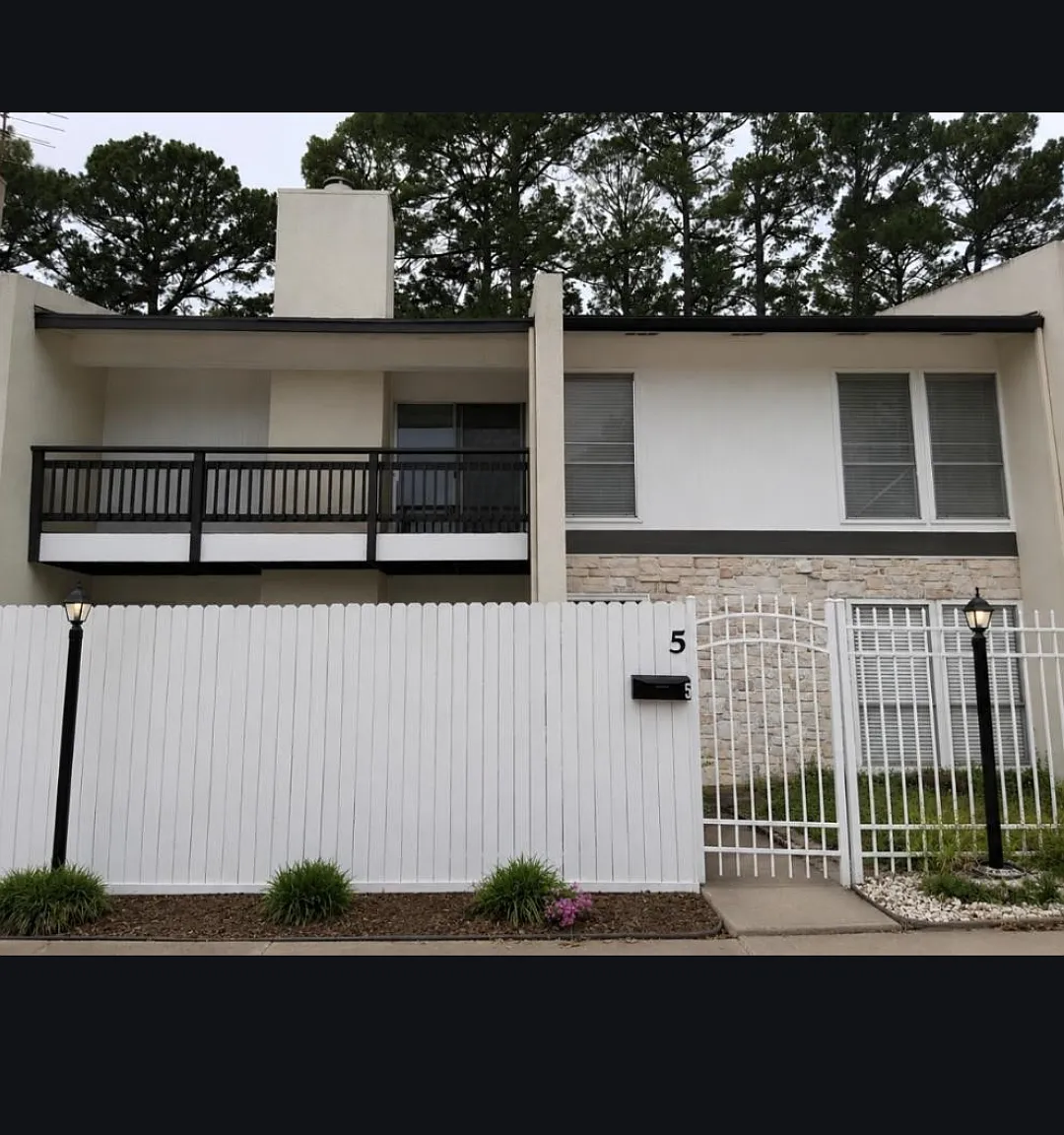 2 bed, 1.5 bath, $1,535 — Photo 1