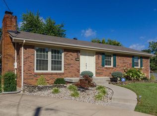 8502 Mar Vista Ct, Louisville, KY 40219