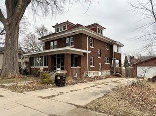 1303 S High Ave, Freeport, IL 61032