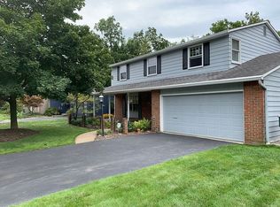 909 Birchmont Rd, Columbus, OH 43220