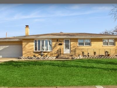 949 N Fischer Dr, Addison, IL, 60101