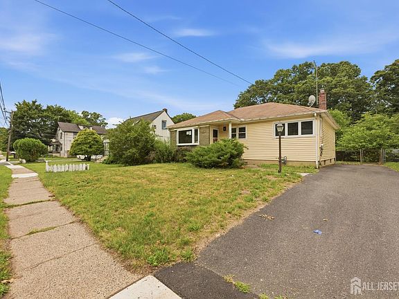 2nd image of 1338 Grant Ave