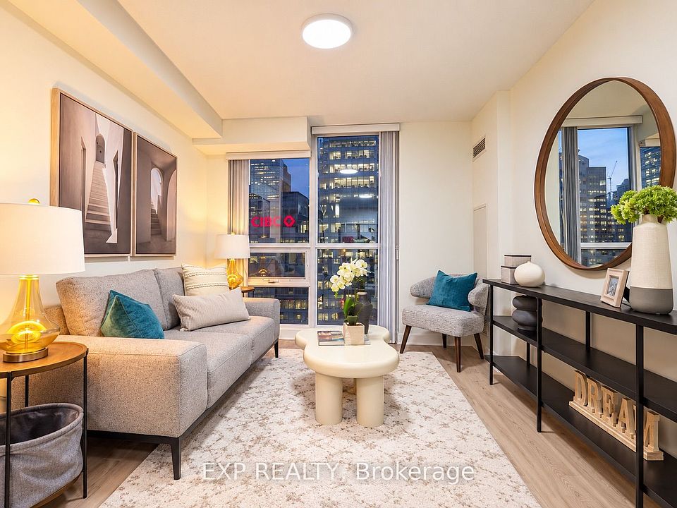 1st image of 18 Harbour St #703