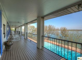 1747 Glenn Dr, Canyon Lake, TX 78133
