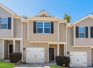408 Highwood Ln, East Pt, GA 30344