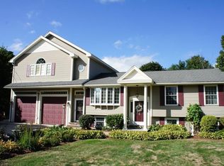 15 Elm St, Chelmsford, MA 01824