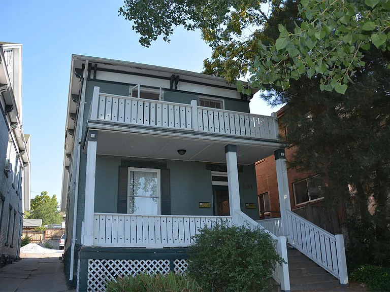 681 E 5th Ave — Photo 1