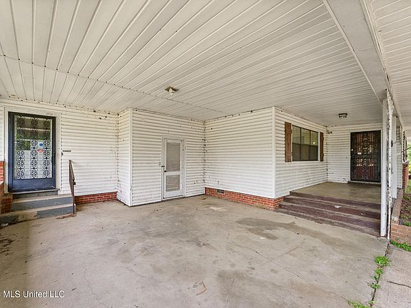 3rd image of 61 Bridge Rd