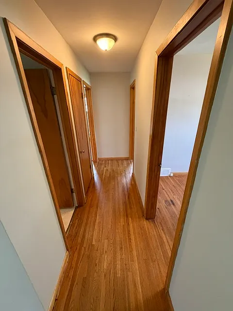 3 bed, 1100 sqft, $1,600 — Photo 3