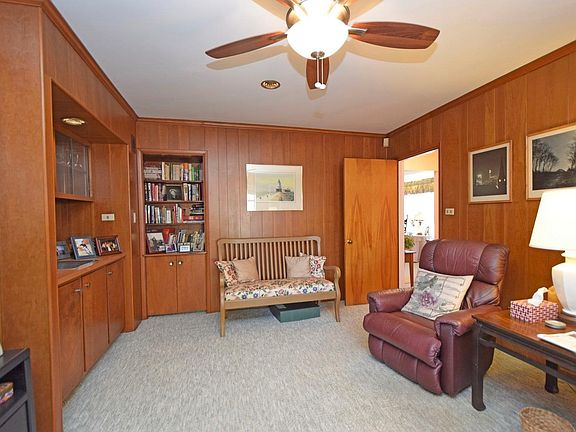 5th image of 8550 Lynnehaven Dr