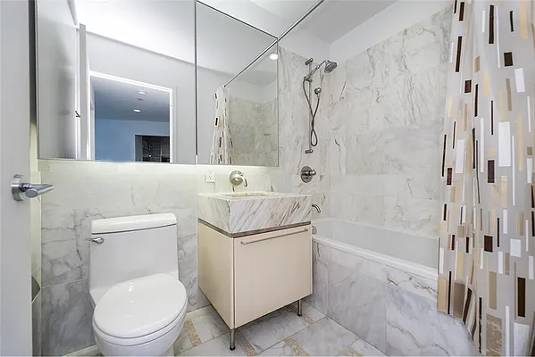 Rented by R New York | media 34