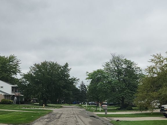 4th image of 16280 Andover Dr