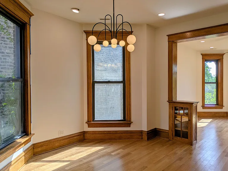 1327 N Maplewood Ave #3 — Photo 6