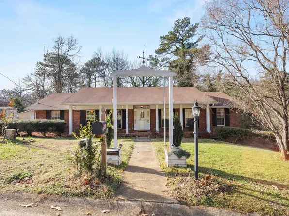 1406 Elizabeth St, Anniston, AL 36207