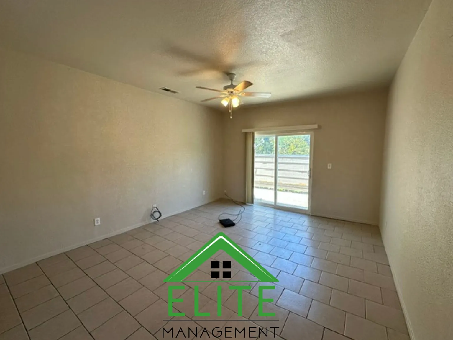 2 bed, 650 sqft, $1,350 — Photo 1