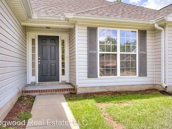 4th image of 813 Tyler Woods Dr