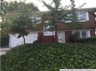 445 Laconia Ave, Staten Island, NY 10305