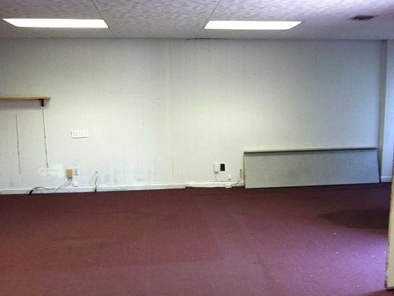 4th image of 426 Atlantic Ave