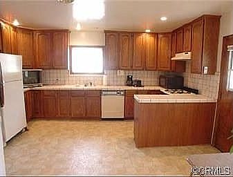 3rd image of 126 E Annapolis Dr