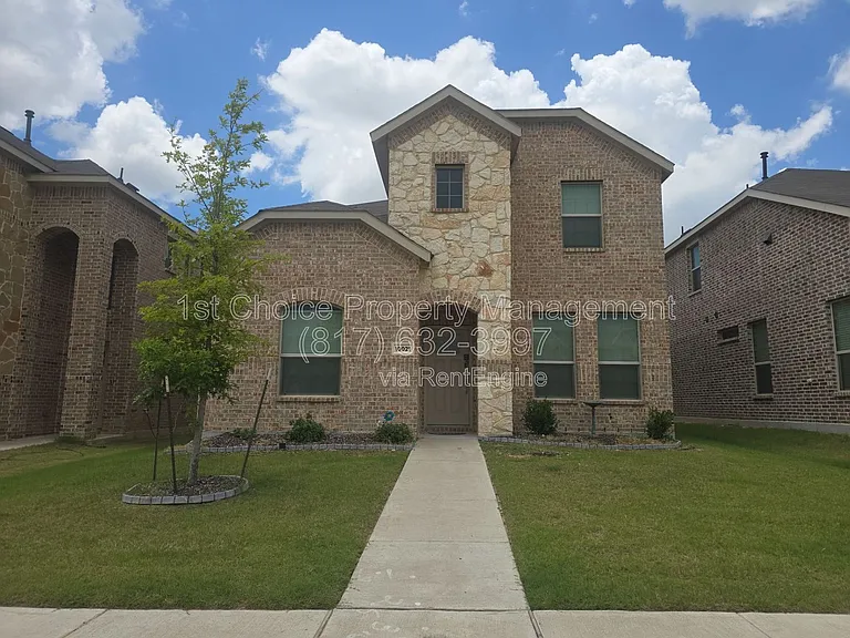 10021 Elkhorn Dr — Photo 1