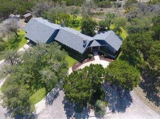 126 Hunters Pointe Dr, Kerrville, TX 78028