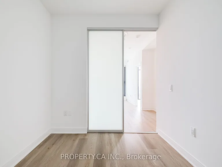 86 Dundas St E #1705 — Photo 8
